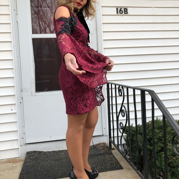 Dress - Picture 4 of 8